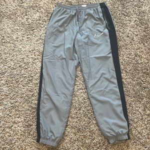 Nike dri fit pants excellent condition
